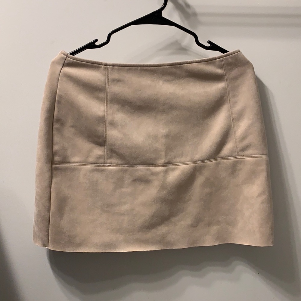 Beige suede skirt